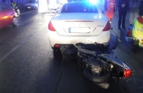 Polizei Düren: POL-DN: Rollerfahrerin bei Unfall schwer verletzt - Autofahrer flüchtet