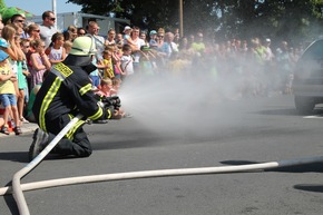 FW Menden: Traditionelles Feuerwehrfest in Bösperde am 1. August-Wochenende