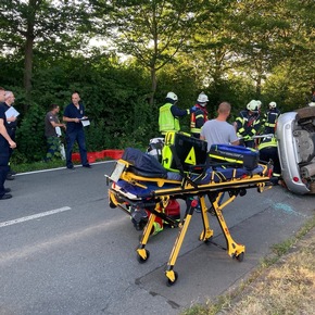 FW Borgentreich: Feuerwehr und Rettungsdienst Alarmübung in Lütgeneder.