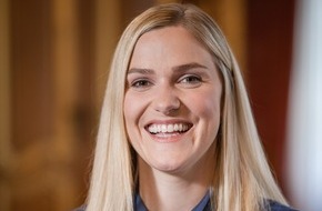 Tag der Deutschen Einheit: Einheitsbotschafterin Hessen / Vera Vogt: "Wir müssen noch mehr miteinander reden, um besser zusammenzuwachsen"