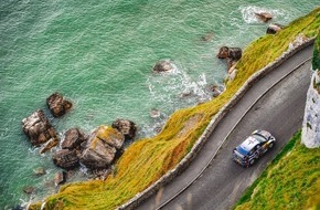 Ford-Werke GmbH: Bereit für ein großes WM-Finale: Sébastien Ogier mit Sieg bei der Rallye Wales zurück im Titelkampf