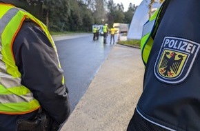 Bundespolizeidirektion München: Bundespolizeidirektion München: Die Bundespolizei in Waidhaus lässt die Handschellen klicken - Fehlender Aufenthaltstitel und Haftbefehl führen zur Einlieferung ins Gefängnis