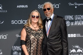 scalaria: Morgan Freeman übergibt Oscars der Luftfahrt in der scalaria