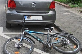 Polizei Mettmann: POL-ME: Fahrradfahrer bei Alleinunfall schwer verletzt - Hilden - 1904160