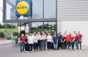 LIDL Schweiz: Lidl Lernende &uuml;bernehmen das Steuer in Willisau