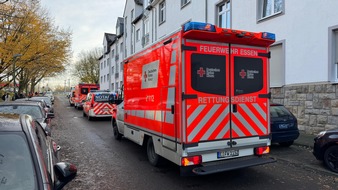 Feuerwehr Essen: FW-E: Reizgasfreisetzung - Zwei Einsätze für Rettungsdienst und Feuerwehr in kurzer Abfolge