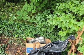 Polizeidirektion Bad Segeberg: POL-SE: Rellingen - Unzulässige Müllablagerung - Zeugen gesucht