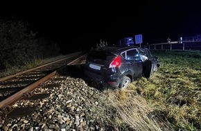 Landespolizeiinspektion Erfurt: LPI-EF: Drei Verletzte bei Verkehrsunfall