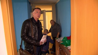 ZDF: "ZDF.reportage" begleitet Gerichtsvollzieher im Alltag und in der Ausbildung (FOTO)