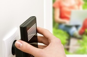AVM GmbH: AVM FRITZ!WLAN Repeater N/G / Mit FRITZ!WLAN Repeater von AVM Musiksammlung an Stereoanlage oder Radio übertragen - Wiedergabe per Smartphone steuern (mit Bild)