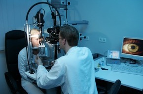 Asklepios Kliniken GmbH & Co. KGaA: Silvesterknaller: Was tun bei Augenverletzungen? / Laut Experten häufig auch Augen verletzt (mit Bild)