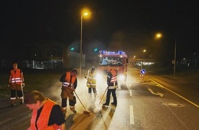 Feuerwehr Detmold: FW-DT: Ölspur zieht sich durch die Innenstadt