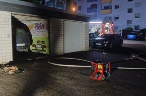 Feuerwehr Remscheid: FW-RS: Remscheid - Berufsfeuerwehr löscht Garagenbrand am Kremenholl