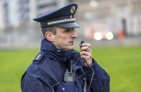 Polizei Mettmann: POL-ME: Streit wegen Parkplatz: Erkrather bewusstlos geschlagen - Erkrath - 1906126