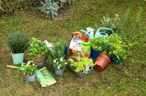 Initiative "M&uuml;lltrennung wirkt": Tipps zur Gartensaison: Pflanzt&ouml;pfe, Verpackungen und andere Gartenabf&auml;lle richtig entsorgen