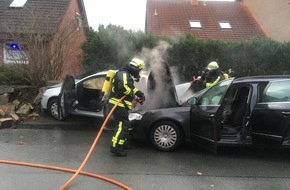 Freiwillige Feuerwehr Lage: FW Lage: Brennen 2 PKW nach Verkehrsunfall - 12.01.2017 - 15:35 Uhr