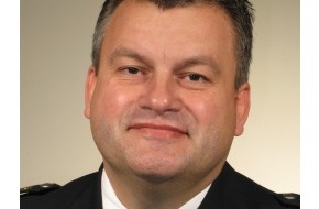 Polizeidirektion Göttingen: POL-GOE: (803/2011) Wechsel in der Führungsebene der Polizeidirektion Göttingen - Polizeivizepräsident Roger Fladung wechselt nach Braunschweig - Polizeivizepräsident Bernd Wiesendorf tritt seine Nachfolge an