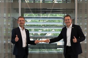Wissensfabrik - Unternehmen für Deutschland e.V.: Wissensfabrik stellt sich neu auf: Wechsel im Lenkungskreisvorsitz und Projekte zu Künstlicher Intelligenz und Klimaneutralität