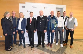 Deutscher Feuerwehrverband e. V. (DFV): Teilnahmerekord bei Symposium zu Psychosozialer Notfallversorgung / 110 Personen bei hochkarätiger Fortbildung der DFV-Stiftung "Hilfe für Helfer" in Fulda