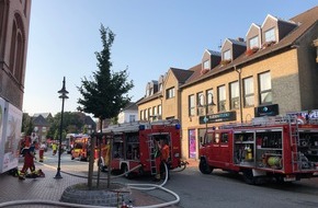 Kreisfeuerwehrverband Dithmarschen: FW-HEI: Großeinsatz in Marner Innenstadt