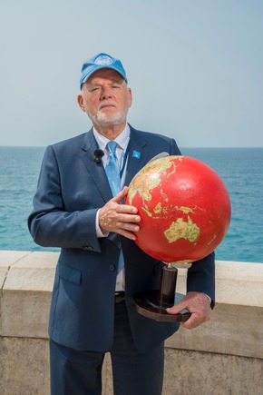 114,559 Citizens Call for Ocean Protection as OceanCare Delivers Petition to UN Special Envoy