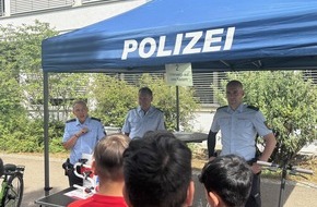 Polizeipräsidium Ludwigsburg: POL-LB: Aktionswoche der Verkehrssicherheit: 280 Schülerinnen und Schüler der Hirschbergschule in Ludwigsburg erleben Unterricht der anderen Art