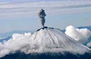 ZDFinfo: "Die Erde - Unruhiger Planet": ZDFinfo über Tsunamis, Vulkane und Wetterextreme
