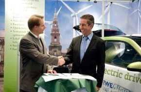 innogy eMobility Solutions: RWE setzt Internationalisierung der Elektromobilität fort / - Erster Kooperationsvertrag in Dänemark unterzeichnet / - Lieferung von Ladeinfrastruktur für E-Fahrzeuge vereinbart (mit Bild)