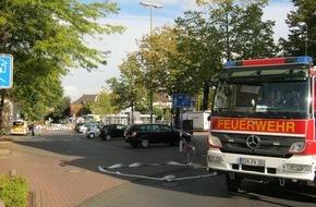 Feuerwehr Dinslaken: FW Dinslaken: Marktplatz Hiesfeld gesperrt