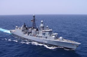 Presse- und Informationszentrum Marine: Fregatte "Emden" kehrt von zwei Einsätzen nach Wilhelmshaven zurück -Erst NATO-, dann EU-Anti-Piratenmission