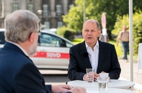 Sozialverband Deutschland (SoVD): Am 26. September werden die Karten neu gemischt / SoVD-Präsident Adolf Bauer im Gespräch mit Spitzenpolitiker*innen der demokratischen Parteien