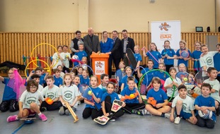 DAK-Gesundheit: Fotos vom fit4future-Start in Ilmenau mit Rennrodel-Vize-Olympiasiegerin Dajana Eitberger