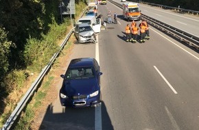 Polizeipräsidium Mainz: POL-PPMZ: Verkehrsunfall mit mehreren verletzten Personen