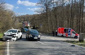 Kreispolizeibeh&ouml;rde Oberbergischer Kreis: POL-GM: Auffahrunfall fordert zwei Verletzte