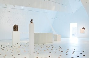 Museum der Kulturen Basel: Le Museum der Kulturen de Bâle en Suisse, présente: Flottant - de la légèreté de la pierre / Du 26 avril au 15 juillet 2012