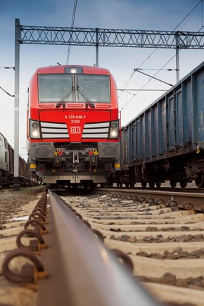 Die Deutsche Bahn stellt für Journalisten eine Auswahl an honorarfreien Pressebildern zur Verfügung (FOTO)