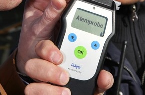 Polizei Mettmann: POL-ME: Mit Alkohol im Blut absolut fahruntauglich auf dem Velo unterwegs - Hilden - 1905068