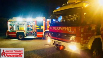 Feuerwehr Plettenberg: FW-PL: OT-Oestertal. Absaugsystem und Filteranlage in Industriebetrieb gerieten in Brand.