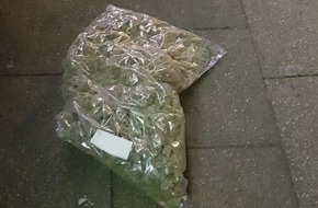 Polizei Essen: POL-E: Essen/Oberhausen: Polizei Essen und Oberhausen nehmen mutmaßlichen Drogendealer vorläufig fest - U-Haft