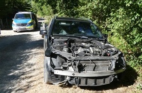 Kreispolizeibehörde Oberbergischer Kreis: POL-GM: Fahrzeugteile gestohlen