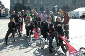 Gesundheitsförderung Schweiz / Promotion Santé Suisse: Presse-Konferenz slowUp bewegt Land und Leute - 500'000 Menschen werden erwartet