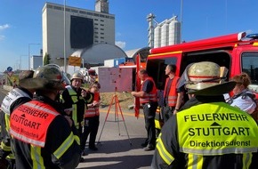 Feuerwehr Stuttgart: FW Stuttgart: Samstag, 04.06.2022: Großbrand bei einem Recyclingbetrieb
