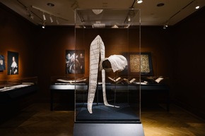 «Threads of Power. Lace from the Textilmuseum St. Gallen»