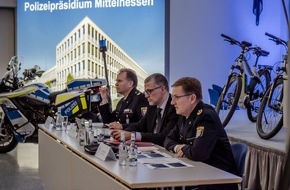 Polizeipräsidium Mittelhessen - Pressestelle Gießen: POL-GI: Mittelhessen mit bester Aufklärungsquote im Vergleich zu anderen Präsidien - Viele Veränderungen und neue Herausforderungen - Leichter Anstieg der Straftaten nach der Pandemie -