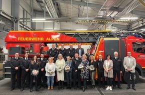 Freiwillige Feuerwehr Alpen: FW Alpen: 370 Jahre Ehrenamt: Einheit Alpen feiert die Jubiläen von zehn Kameraden