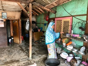 Hilfe die ankommt / Bewegende Eindrücke in Indonesiens Slums