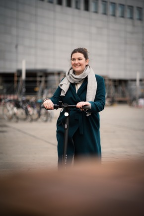 Pressemitteilung: Swapfiets testet E-Scooter in Berlin. e-Kick soll ab 2020 das Mobilitätsangebot erweitern.