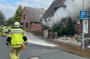 Polizeiinspektion Wilhelmshaven/Friesland: POL-WHV: Brand in der Tiefstraße - Hausbewohner ins Krankenhaus verbracht - Ermittlungen dauern an (mit Bild)