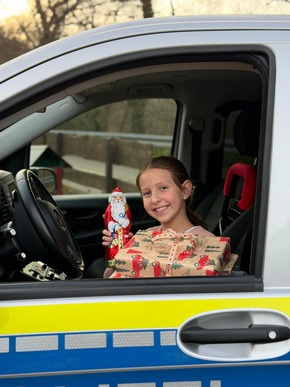 POL-DN: Große Resonanz beim Weihnachtsmalwettbewerb der Polizei Düren