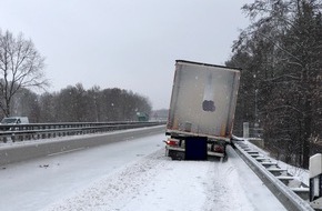 Polizeiinspektion Cuxhaven: POL-CUX: Ohne erforderliche Fahrerlaubnis auf der A 27 +++ Zulassungsverstoß in Debstedt +++ Diverse witterungsbedingte Verkehrsunfälle